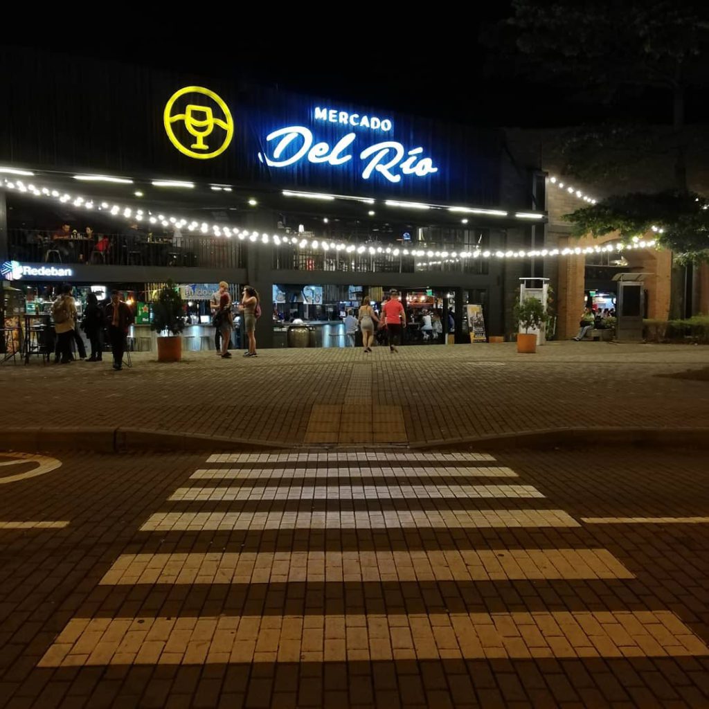 Mercado del Río y rutas gastronómicas para cerrar el día